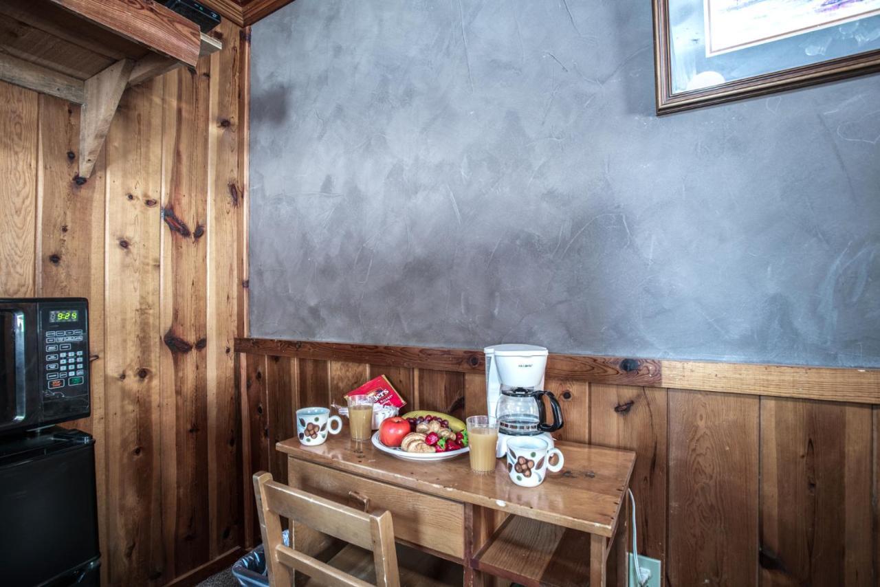 Apache Village 7, Queen Bed, Midtown, Sleeps 2 รุยโดโซ ภายนอก รูปภาพ